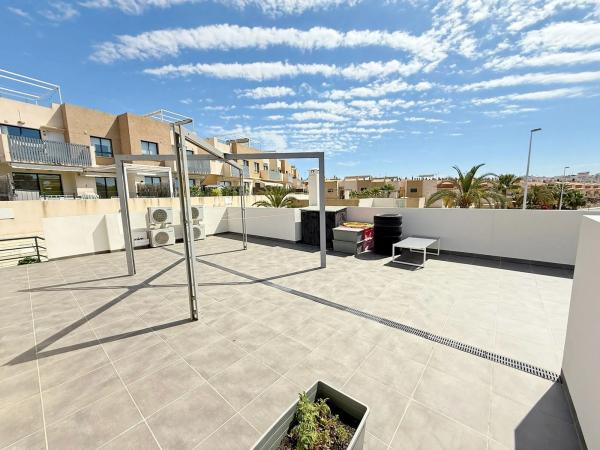 Casa independiente en carretera de Villamartín, 7