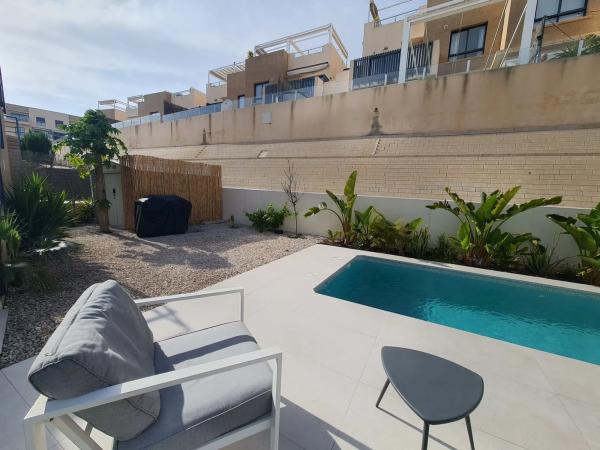 Chalet en calle Cervantes, 1