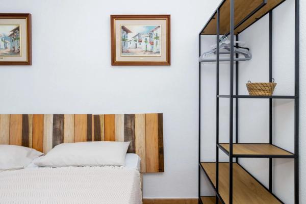 Chalet adosado en colon s/n