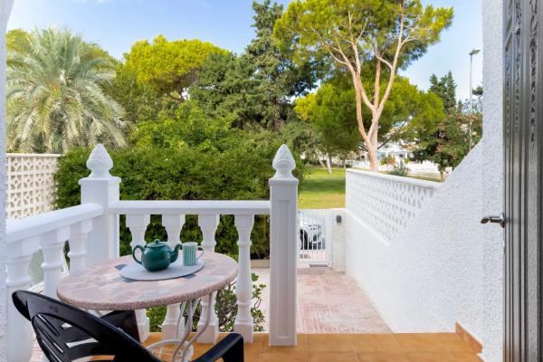 Chalet adosado en colon s/n