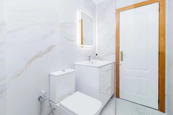 Chalet adosado en colon s/n