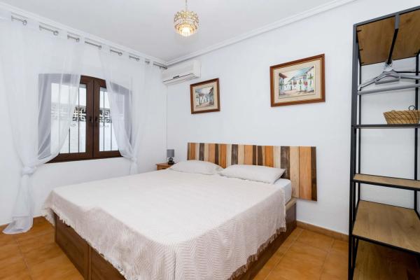 Chalet adosado en colon s/n