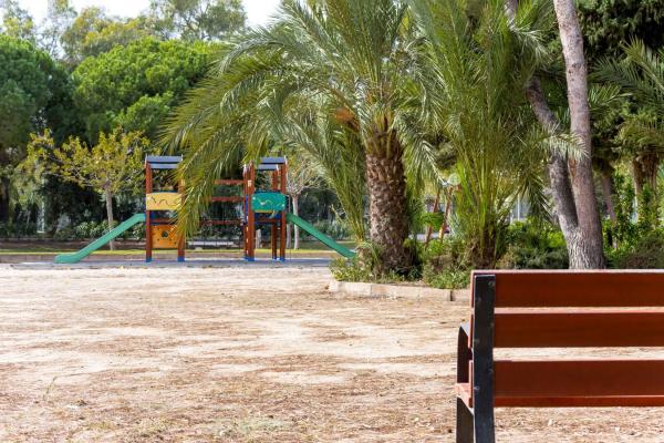 Chalet adosado en colon s/n