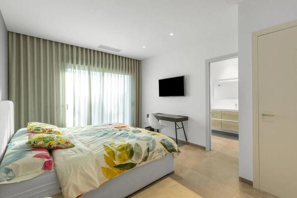 Casa independiente en calle Bonalba, 8