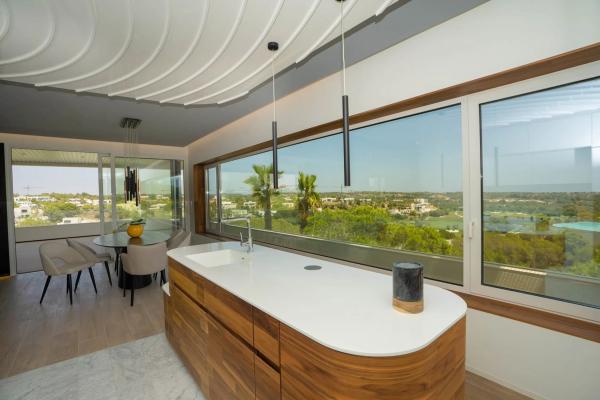 Piso en avenida de las colinas