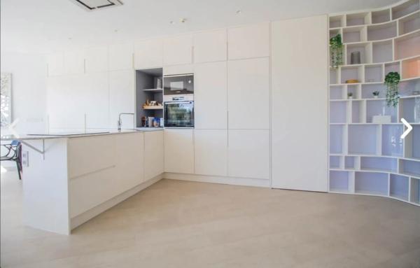 Chalet adosado en avenida de las Colinas, 2