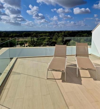 Ático en Barrio Las Colinas Golf