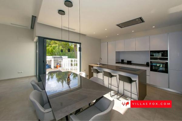 Chalet en avenida de las Colinas