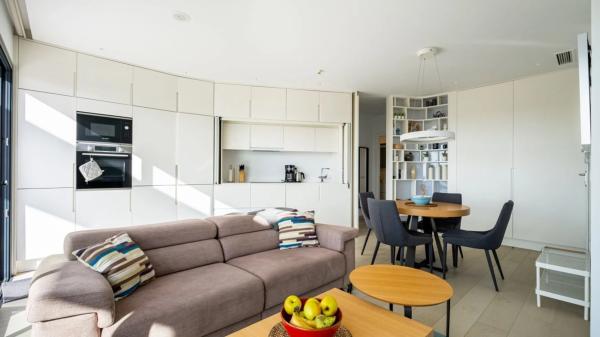 Ático en Barrio Las Colinas Golf