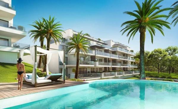 Ático en Barrio Las Colinas Golf