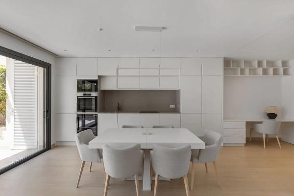 Piso en avenida de las Colinas, 28