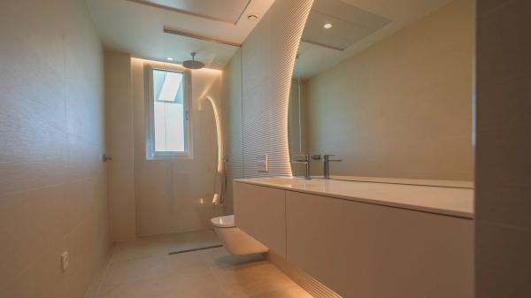 Piso en avenida de las Colinas, 50