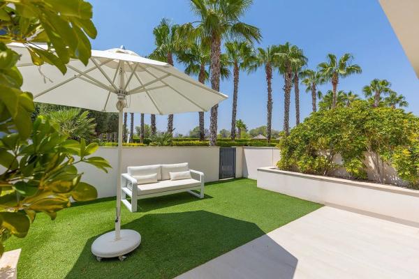 Piso en avenida de las Colinas, 28