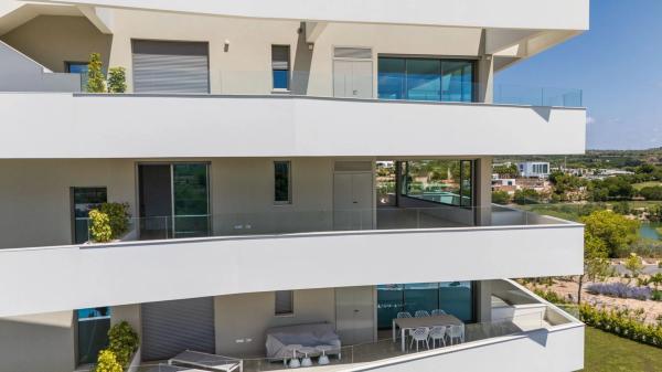 Piso en avenida de las Colinas, 50