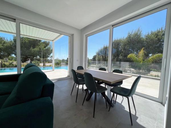 Casa independiente en calle Las Colinas