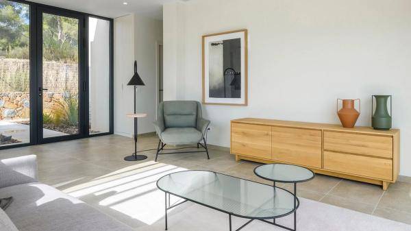 Casa independiente en avenida de La Colinas, 9