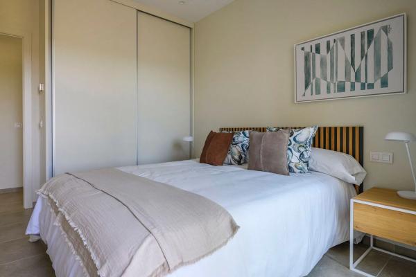 Casa independiente en avenida de La Colinas, 9