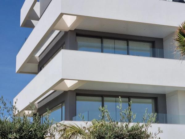 Piso en avenida de las Colinas