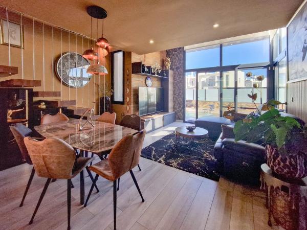 Casa independiente en calle Cabo de la Nao