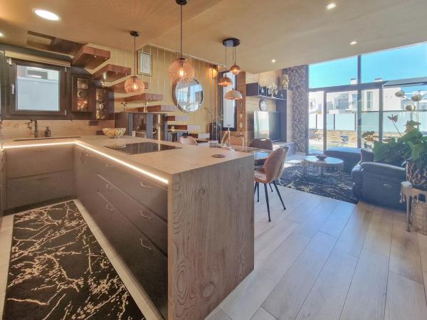 Casa independiente en calle Cabo de la Nao