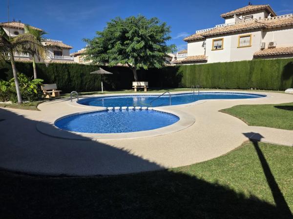 Chalet en calle Cabo San Vicente