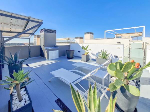 Casa independiente en calle Cabo de la Nao