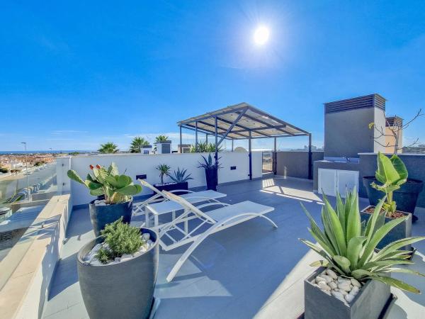 Casa independiente en calle Cabo de la Nao