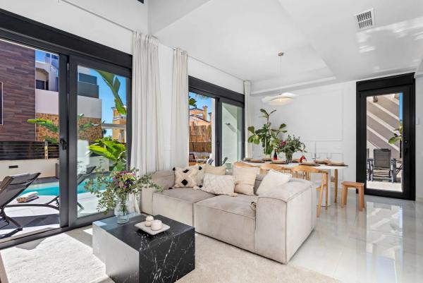 Casa independiente en calle Cabo Trafalgar, 1