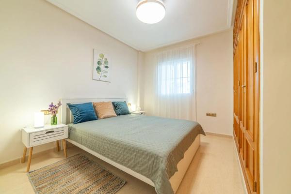 Piso en calle Castillo de la Atalaya