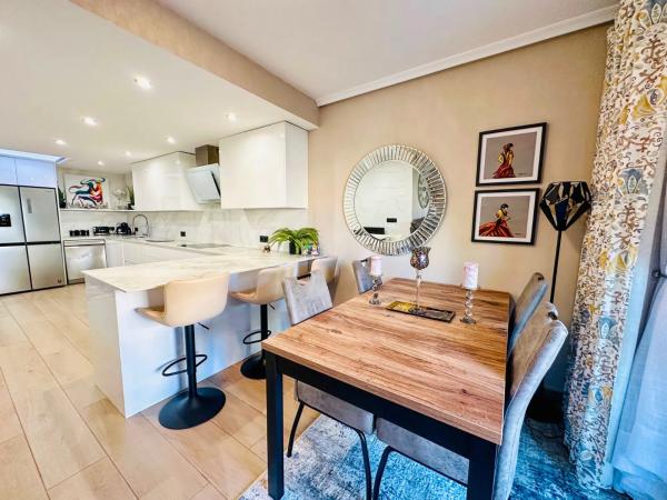 Casa independiente en calle Níspero