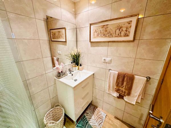 Casa independiente en calle Níspero