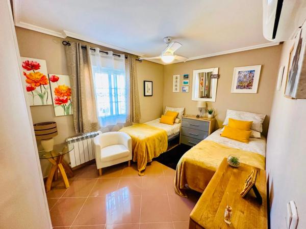 Casa independiente en calle Níspero