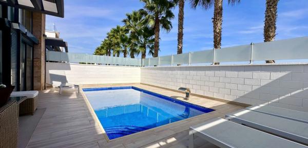 Casa independiente en calle Cabo de Peñas s/n