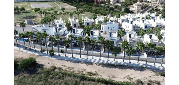 Casa independiente en calle Cabo de Peñas s/n