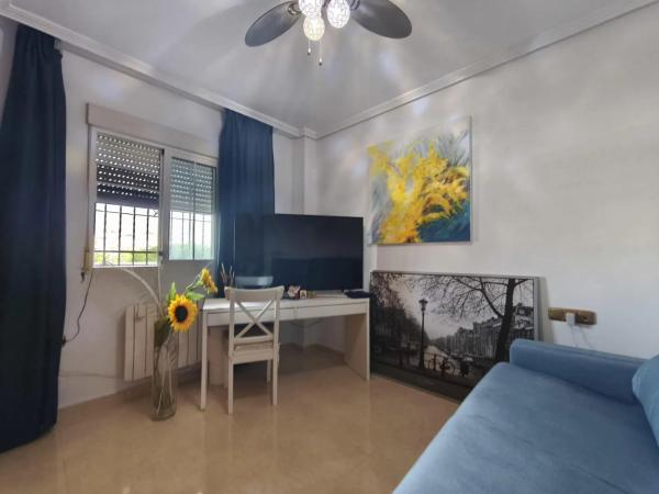 Piso en calle Castillo del Rio, 5 -31