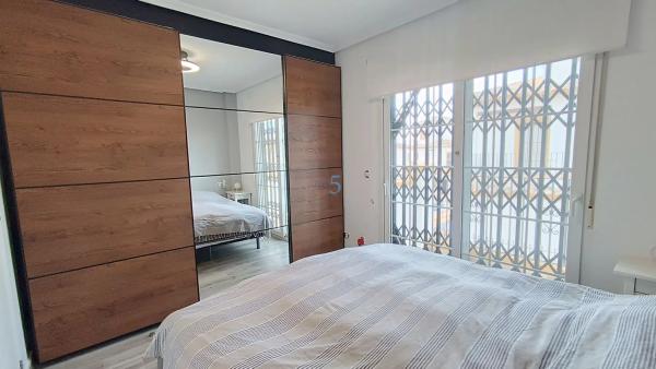 Chalet en Barrio Lomas de Cabo Roig-Los Dolses