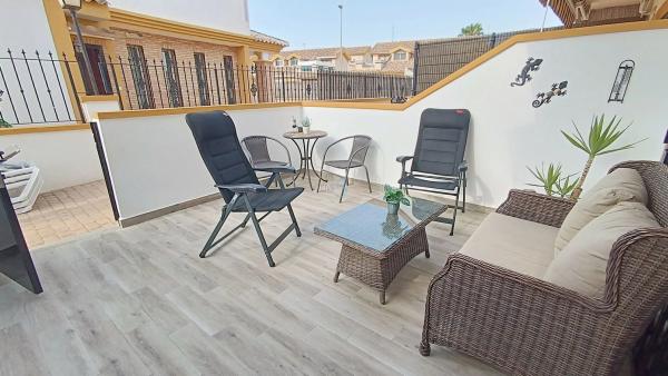 Chalet en Barrio Lomas de Cabo Roig-Los Dolses