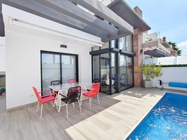 Casa independiente en calle Cabo de Peñas