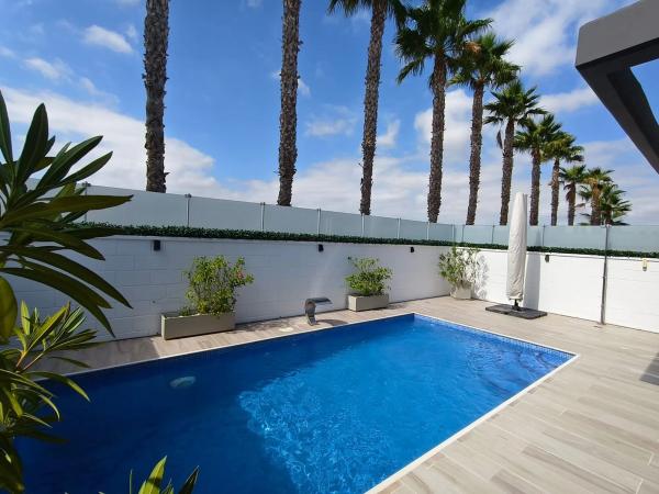 Casa independiente en calle Cabo de Peñas