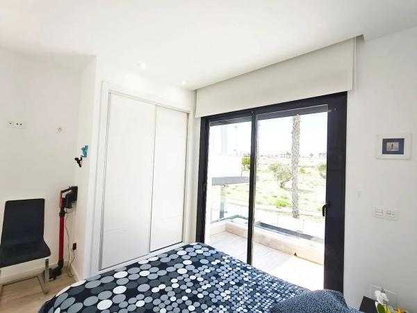 Casa independiente en calle Cabo de Peñas