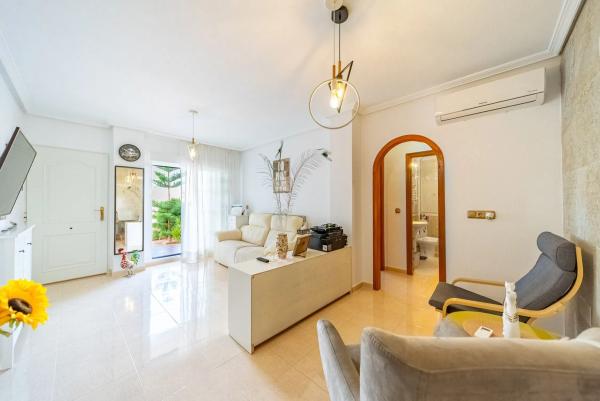 Piso en calle Castillo del Rio