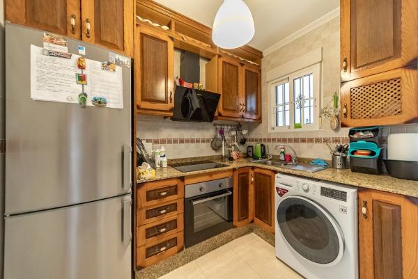 Piso en calle Castillo del Rio