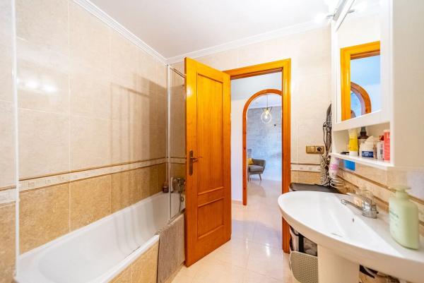 Piso en calle Castillo del Rio