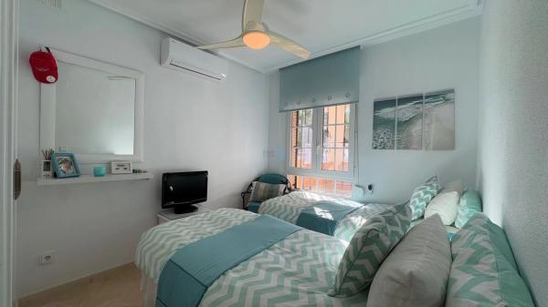 Chalet en Barrio Lomas de Cabo Roig-Los Dolses