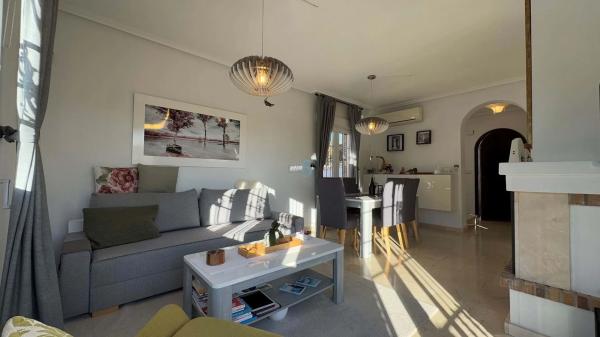 Chalet en Barrio Lomas de Cabo Roig-Los Dolses