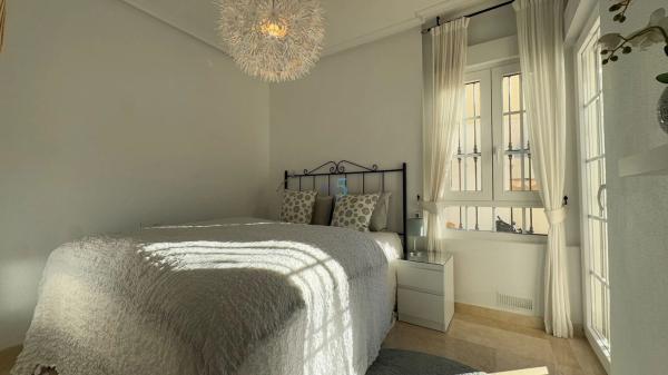 Chalet en Barrio Lomas de Cabo Roig-Los Dolses