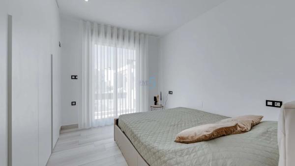 Chalet en Barrio Lomas de Cabo Roig-Los Dolses