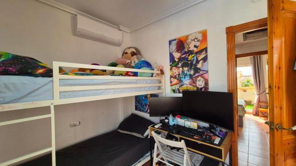 Casa independiente en calle Cabo San Antonio