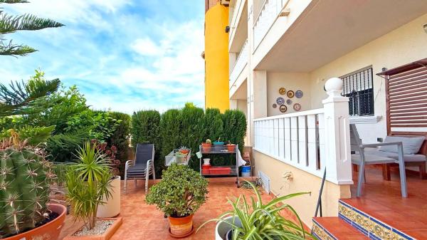 Piso en Barrio Lomas de Cabo Roig-Los Dolses