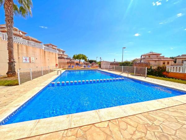 Piso en Barrio Lomas de Cabo Roig-Los Dolses